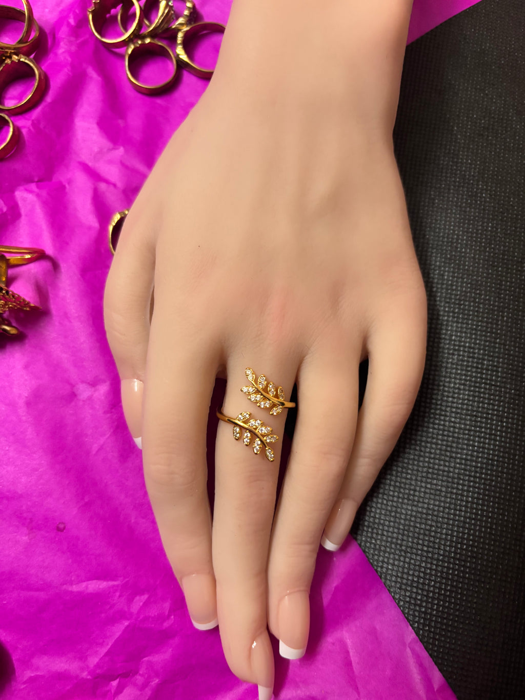 PanchaLoha white stone Leaf Rings